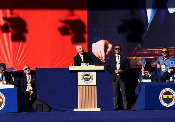Aziz Yıldırım: 'Benim Fenerbahçelilere ödenmemiş bir borcum var'
