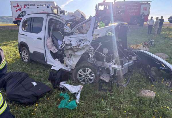 Erzurum'da trafik kazası: 3 ölü; 4 yaralı