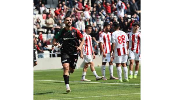 Karşıyaka, Ömer Faruk'la sözleşme uzatmak için görüşüyor
