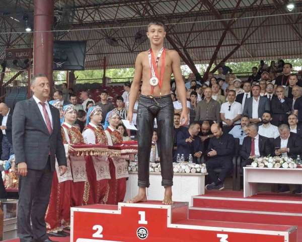 Kırkpınar'dan Manavgat'a çifte gurur