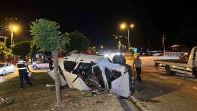 Düzce'de iki kazada araçlar takla attı: 2'si ağır 6 yaralı