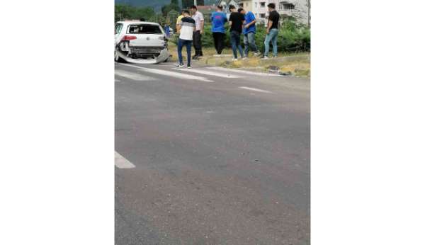 Kavşakta trafik kazası: 1 yaralı - Zonguldak haber