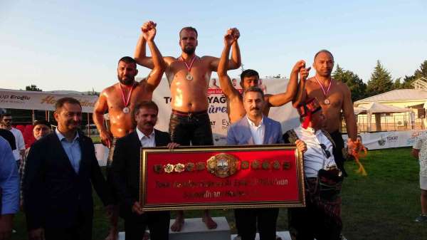 Tokat'ta yağlı güreşlerin şampiyonu Gümüşalan oldu - Tokat haber