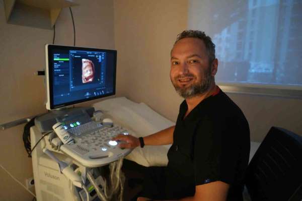 Bebeğin ilk 6 ayı için altın tavsiye: 'Sadece anne sütü'