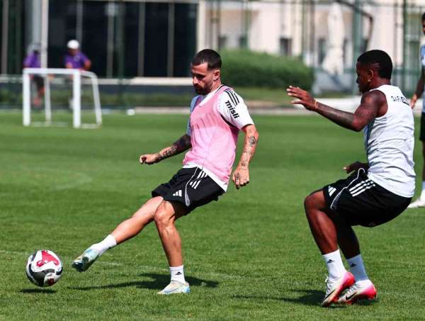 Beşiktaş, St. Patrick's maçı hazırlıklarını tamamlandı