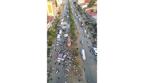 Bitlis'teki 9 araçlı zincirleme kaza havadan görüntülendi: Ortalık savaş alanına döndü