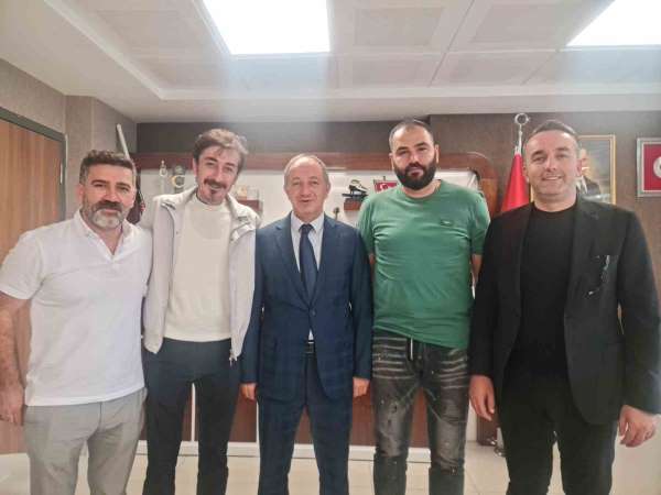 Tortumspor'dan Çakmur'a nezaket ziyareti