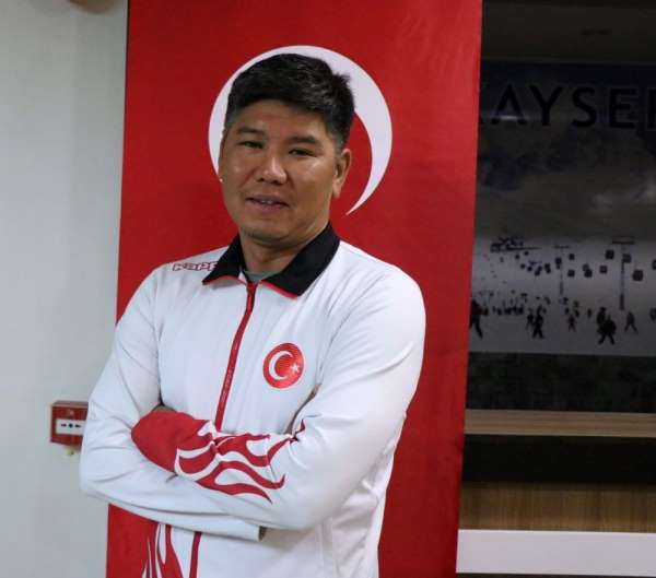 Kairat Baigudinov: 'Olimpiyatlara 2 sporcu göndermek istiyoruz'