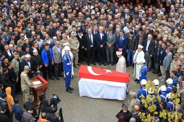 Tokatlı şehit tekbirlerle ebediyete uğurlandı