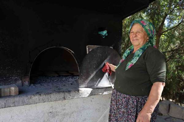 Asırlık gelenek Bıçakçı'da yaşıyor