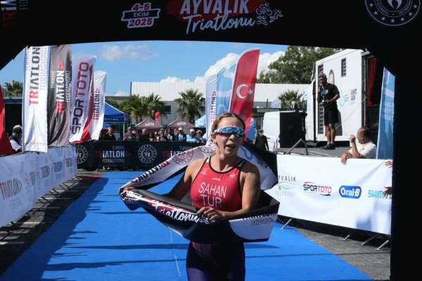 2025 Ayvalık Triatlonu Türkiye Kupası Finali sona erdi