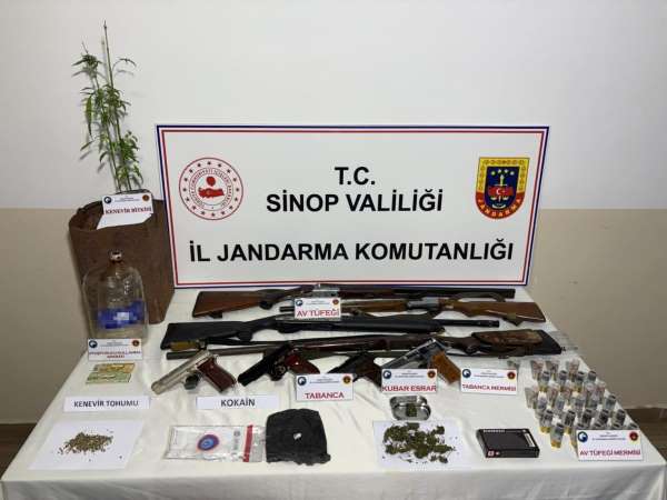 Sinop'ta jandarmadan uyuşturucu operasyonu: 2 gözaltı