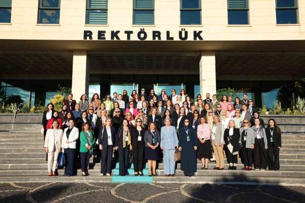Hasan Kalyoncu Üniversitesi'nde 'İklim Bilim Kadın 2035 Çalıştayı' gerçekleştirildi