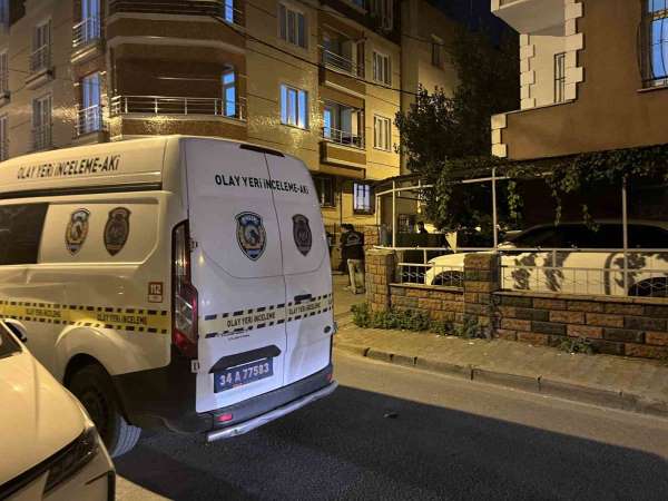Küçükçekmece'de sokak ortasında silahlı saldırı: 1 ağır yaralı