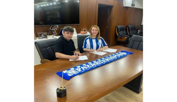 Pazaryerispor'da yeni sezon için imzalar atıldı