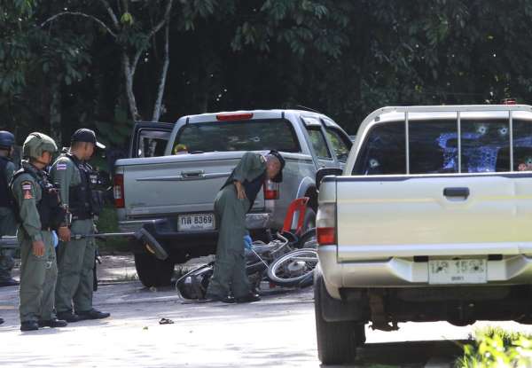 Tayland'da kontrol noktasına saldırı: 15 ölü 