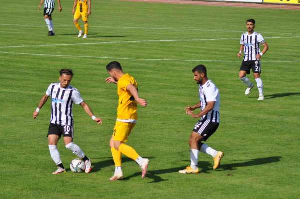 TFF 2. Lig: Somaspor: 3 - Bayburt Özel İdare Spor: 1