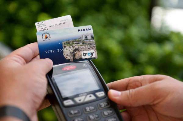 Çevreci Komşu Kart ilçe sakinlerine 9 yılda 12 milyon 665 bin TL kazandırdı