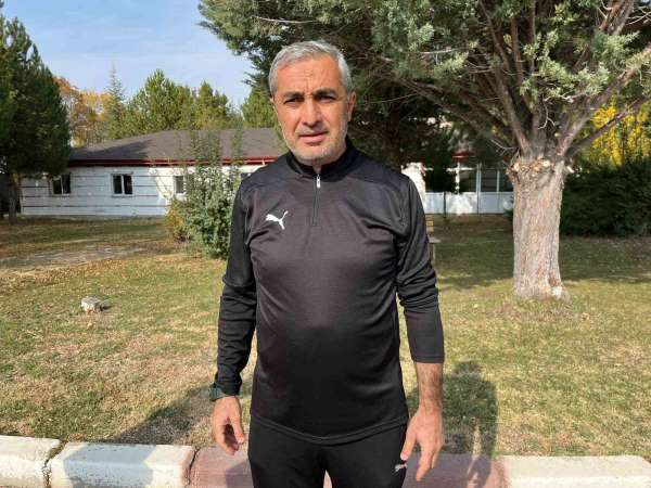 Elazığspor Teknik Direktörü Sarıgül: 'Devre arasına kadar en iyi sonuçları almak istiyoruz'