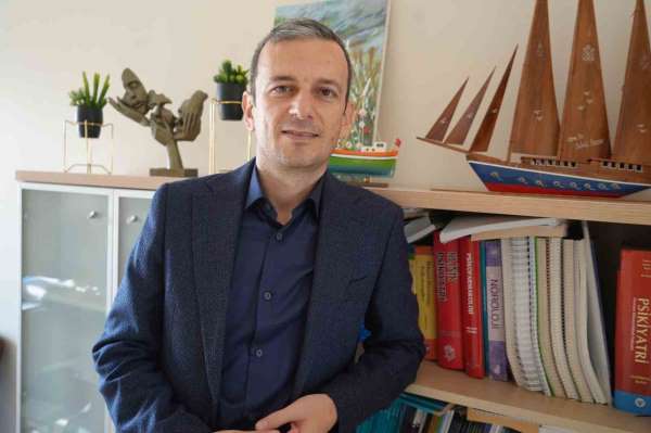 Sosyal medyada 'mükemmel hayat' gösterimine maruz kalanlarda depresyon ortaya çıkıyor