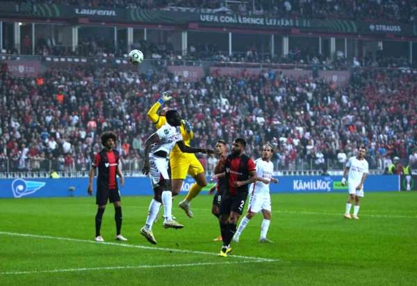 UEFA Konferans Ligi: Samsunspor: 0 - Hamrun: 0