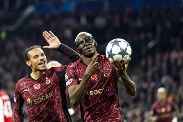 Victor Osimhen, UEFA Şampiyonlar Ligi'nde gol krallığına yükseldi