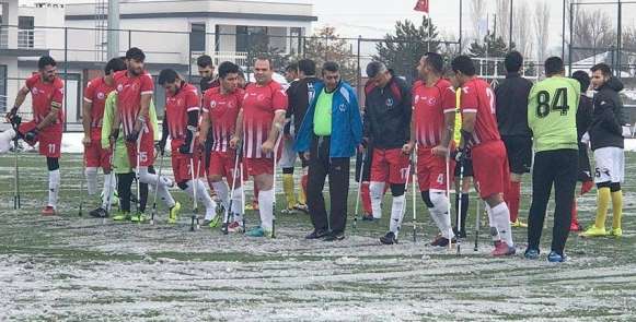 Anadolu Erciyes Ampute yine farklı kazandı 