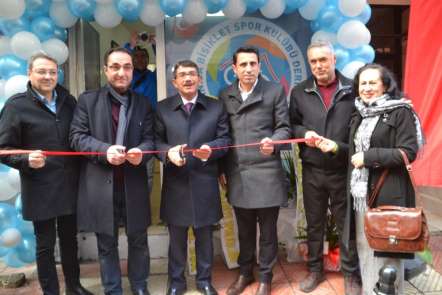 Artık onların da bir dernek binası var