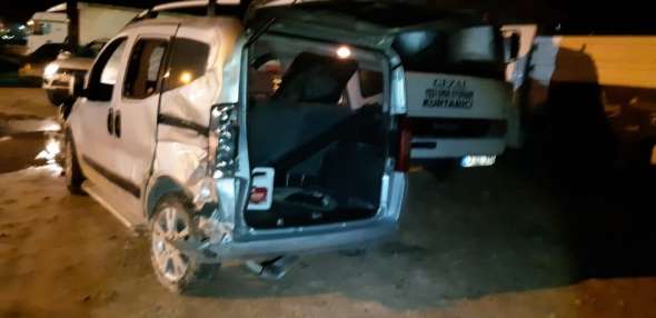 Midyat'ta trafik kazası: 4 yaralı