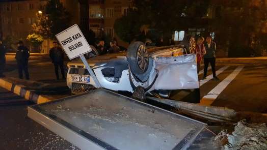 Trafik kazaları şehir polis kameralarına yansıdı