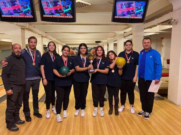 Manisa'da Okul Sporları Gençler Bowling İl Birinciliği tamamlandı