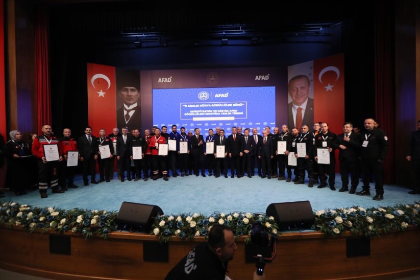 OMÜ Arama Kurtarma ekibine AFAD'dan akreditasyon sertifikası