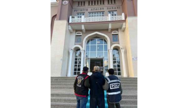 Fethiye'de büfe sahibini bıçakla yaralayan şüpheli yakalandı