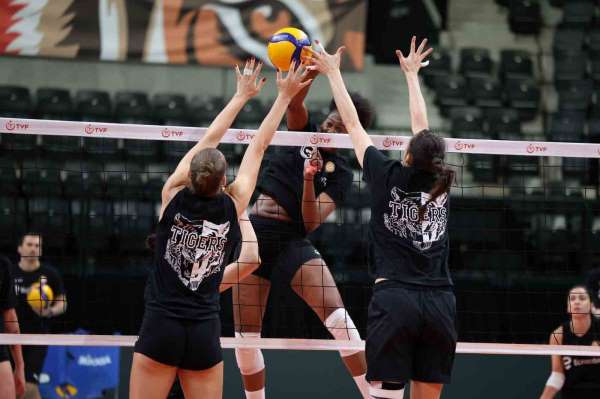 Eczacıbaşı Dynavit, Zeren Spor'u ağırlayacak