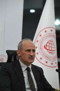 Bakan Turhan: 'Sinyalizasyon ay sonu tamamlanıyor' 