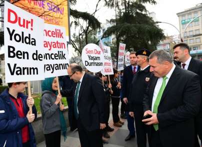 'Öncelik Hayatın, Öncelik Yayanın' sloganı ile Trabzon'da sokağa çıktılar 