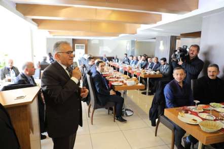 Başkan Memduh Büyükkılıç, 'Başarıyı esnaf ve sanatkarlar ile birlikte kazandık'