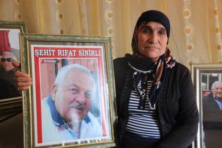 YPG'nin roketle şehit ettiği Rıfat Sinirli'nin eşinden Kılıçdaroğlu'na tepki