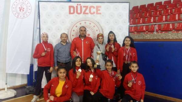Analig Taekqondo'da Kayseri Takımı Türkiye Üçüncüsü Oldu