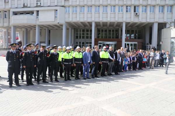 'Her yıl 7 bin kişi trafik kazalarında hayatını kaybediyor'