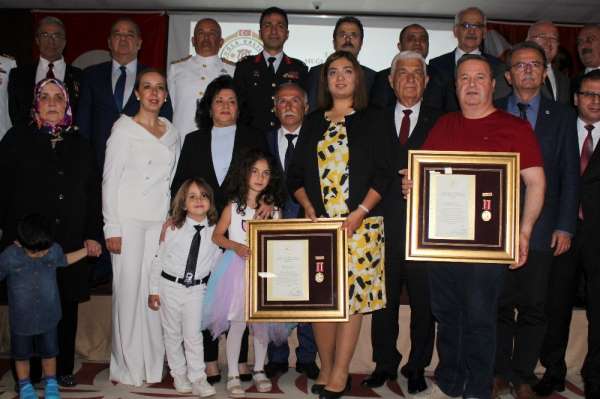 Muğla'da şehit yakınları ve gazilere Devlet Övünç Madalyası