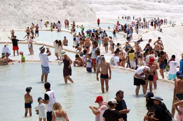 Beyaz cennete gelen turist sayısı Türkiye ortalamasının yüzde 13 üstünde 