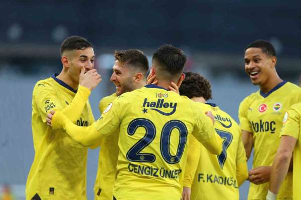 Trendyol Süper Lig: İstanbulspor: 1 - Fenerbahçe: 5