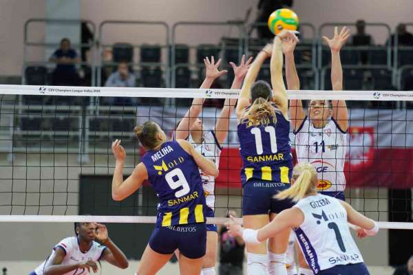 Fenerbahçe Medicana, CEV Şampiyonlar Ligi'nde çeyrek finali garantiledi