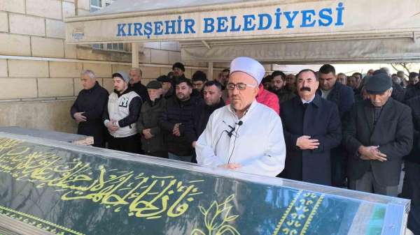 Zincirleme kazada hayatını kaybeden Adıyaman son yolculuğuna uğurlandı