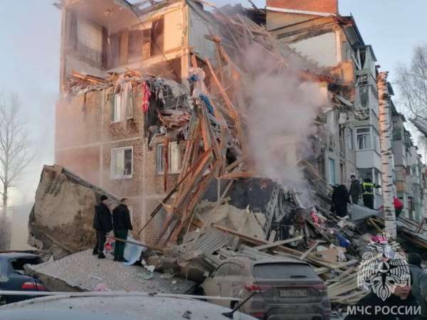 Rusya'da apartmanda doğal gaz patlaması: 4 ölü