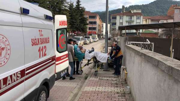 Felçli şehit babasının yakınlarından taburcu tepkisi: 'Bulaşıcı enfeksiyon olduğu söyleniyor. Biz evde nasıl t