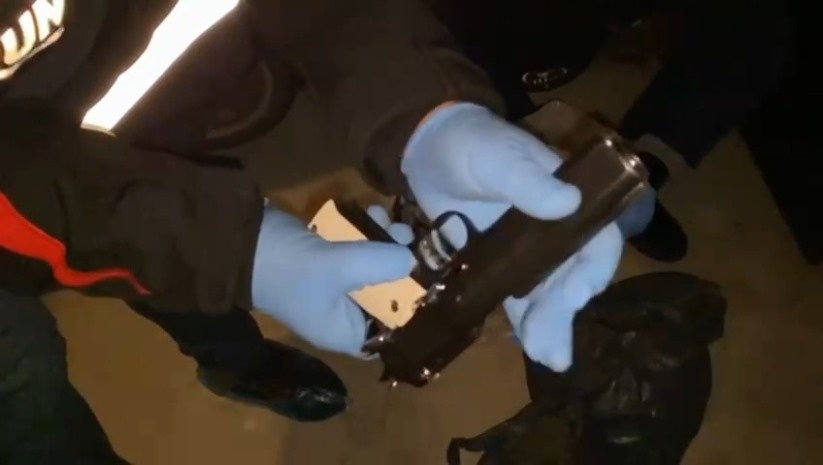 Samsun'da 3,5 kilo esrarla yakalanan şahıs gözaltına alındı