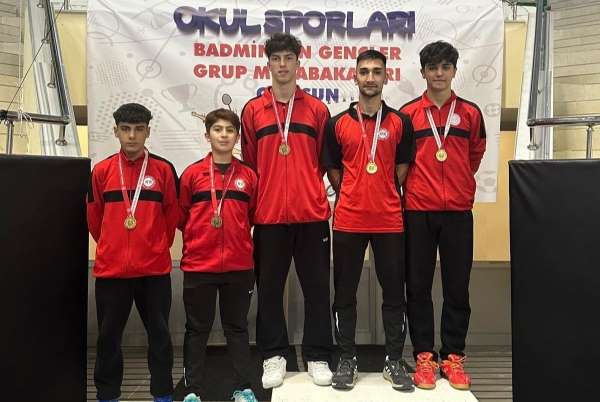 Liseli sporcular Giresun'dan şampiyon olarak döndüler
