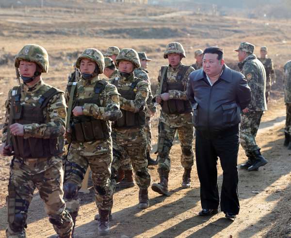 Kuzey Kore Lideri Kim'den orduya savaş hazırlıklarının artırılması emri